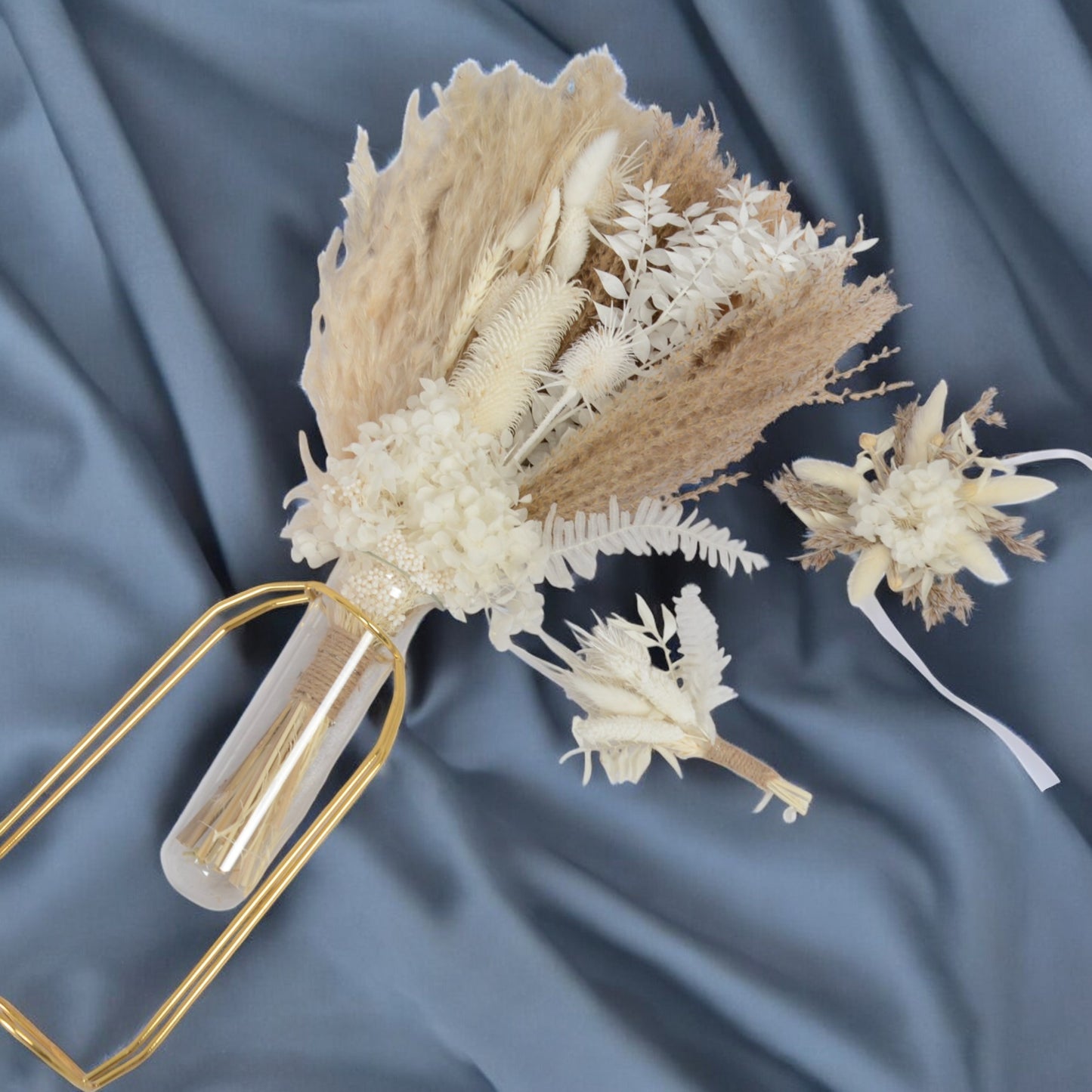 Alilang Decorative Dried Floral Bouquet with Natural Textures for Home Decoration and Centerpieces