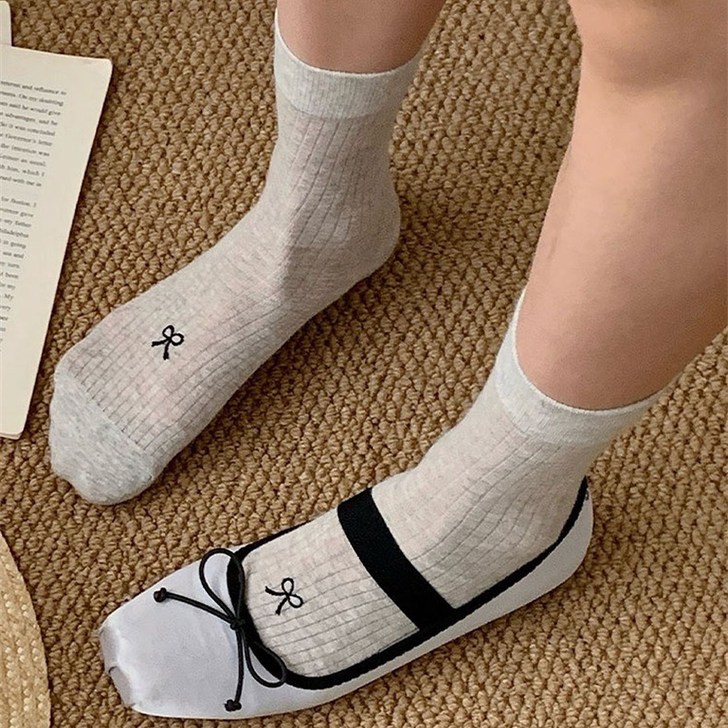 Anna-Kaci Women's Ribbed Ankle Socks with Bow Embroidery 6Pk