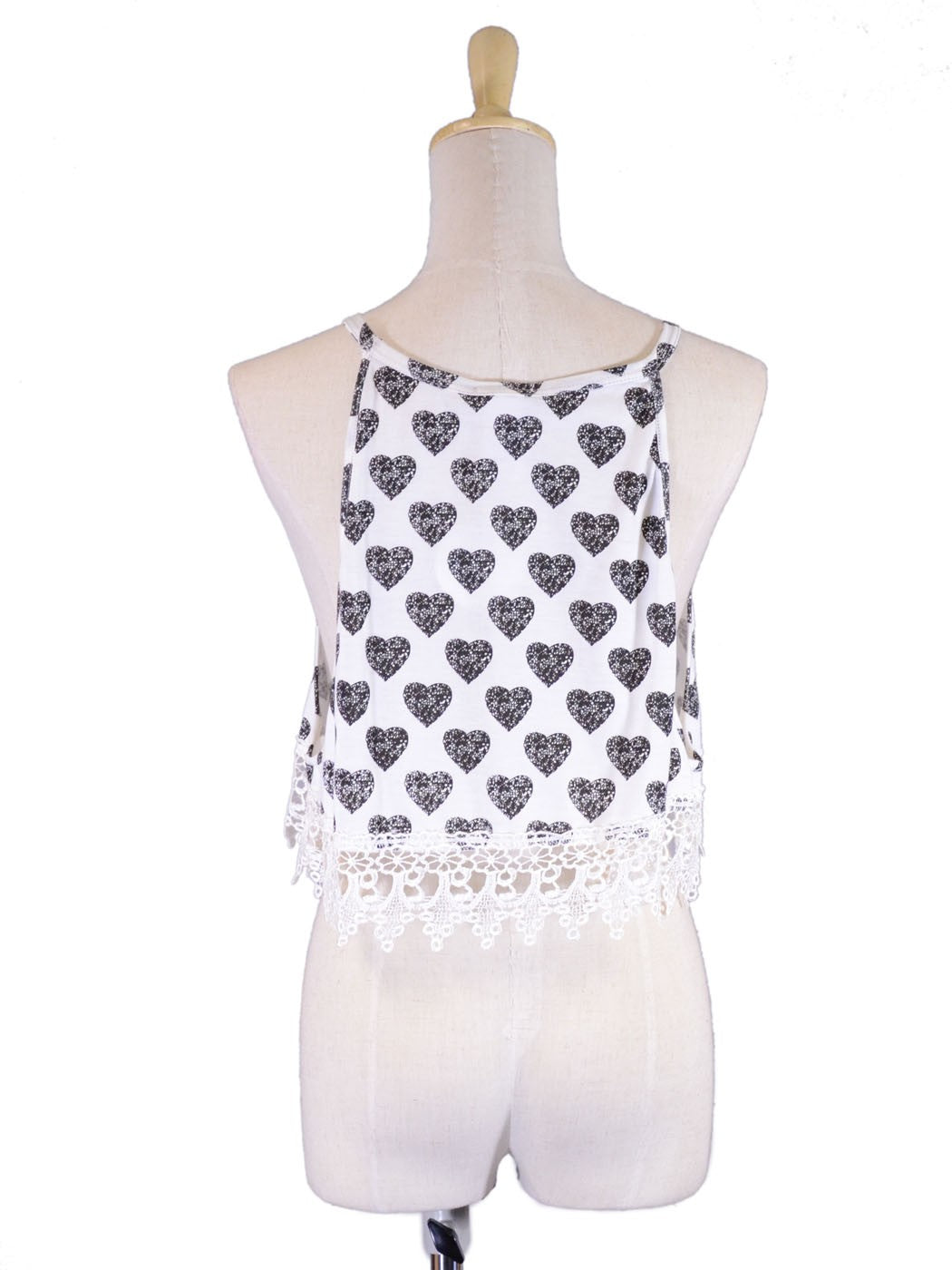 En Creme Black & White Heart Printed Crochet Hem Cropped Tank Top
