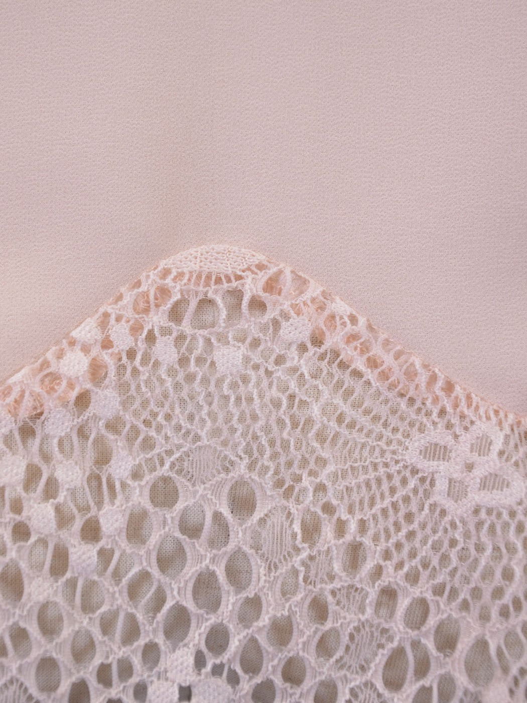 Lush Sweet Feminine Delicate Lace Shoulder Hem Details Woven Blouse Tank Top