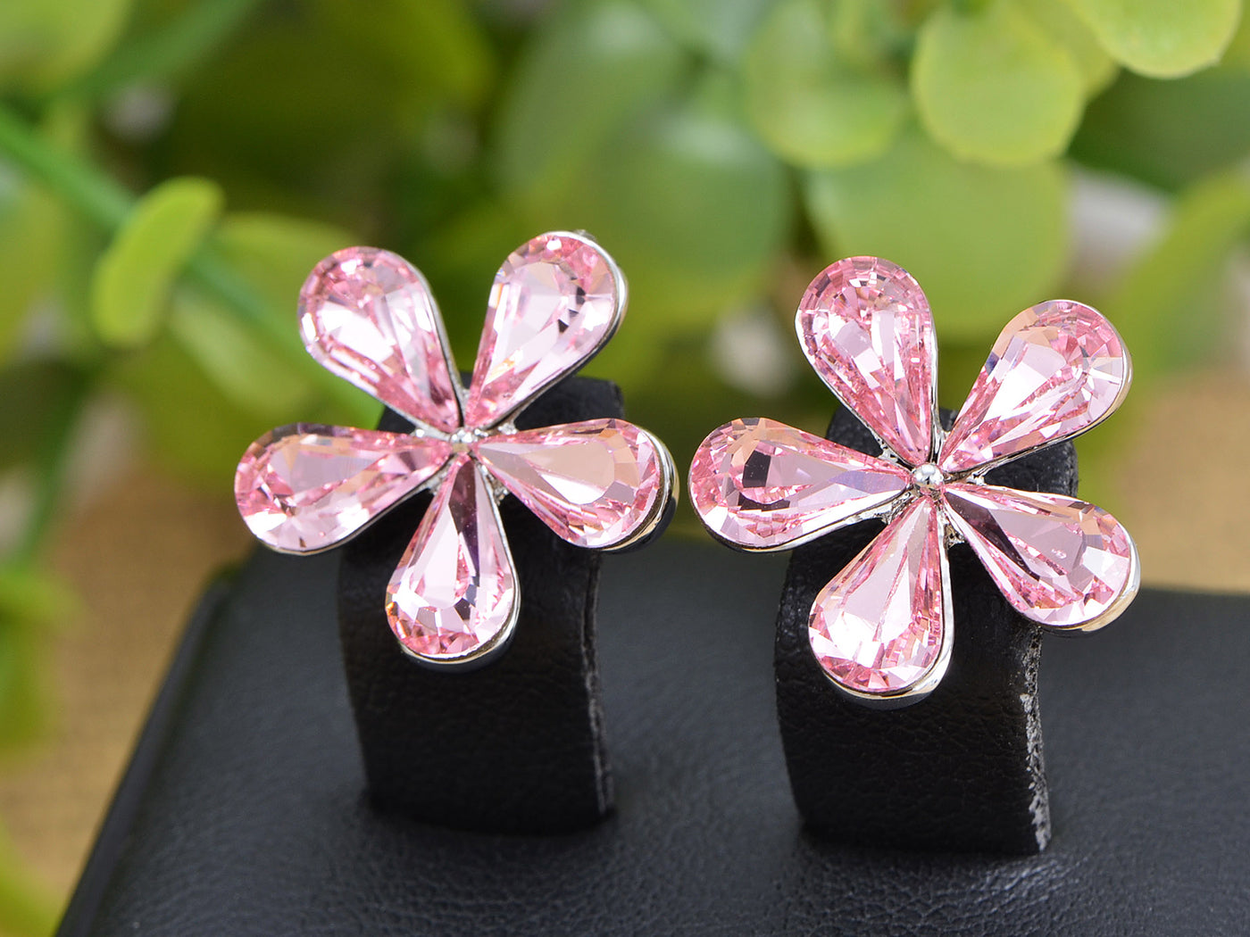 Rose Fuchsia Fun Girly Chic Five Petal Daisy Element Earrings