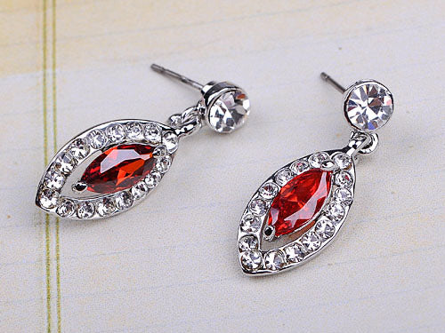 Swarovski Crystal Leaves Earring Necklace Set