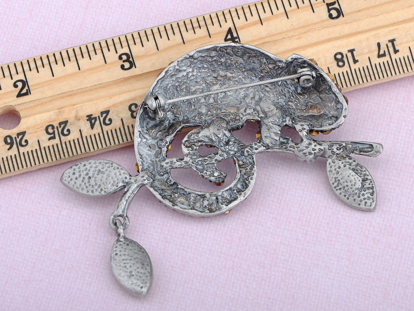 Light Amethyst Rose Pink Or Peridot Green Chameleon Lizard Convertible To Pendant Brooch Pin