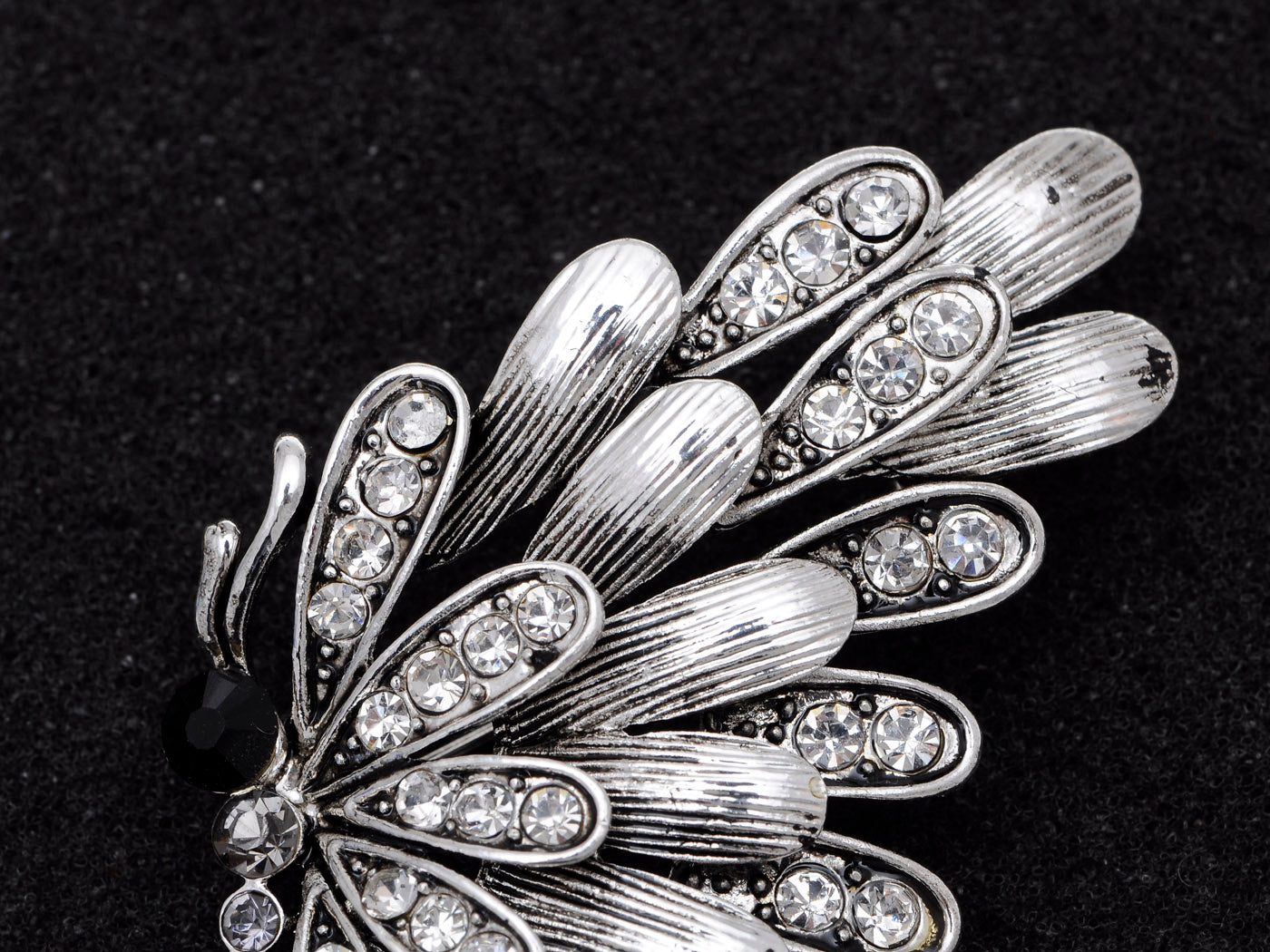 Royal Glittering Butterfly Wing Pearl Pin Brooch