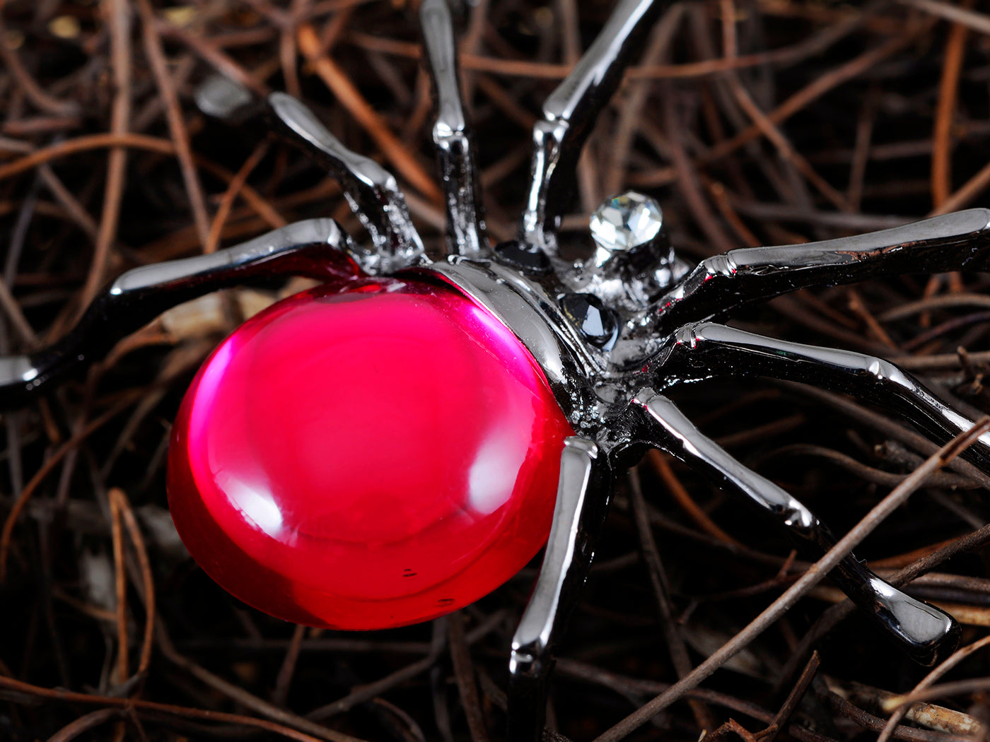 Gun Fat Beaded Body Tarantula Spider Pin Brooch