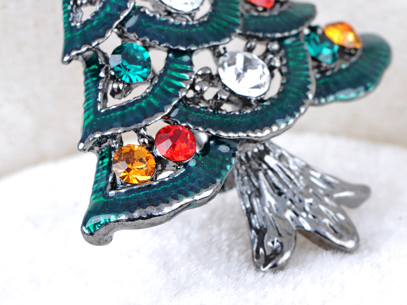 Dazzling Christmas Tree Holiday Jewelry Pin Brooch