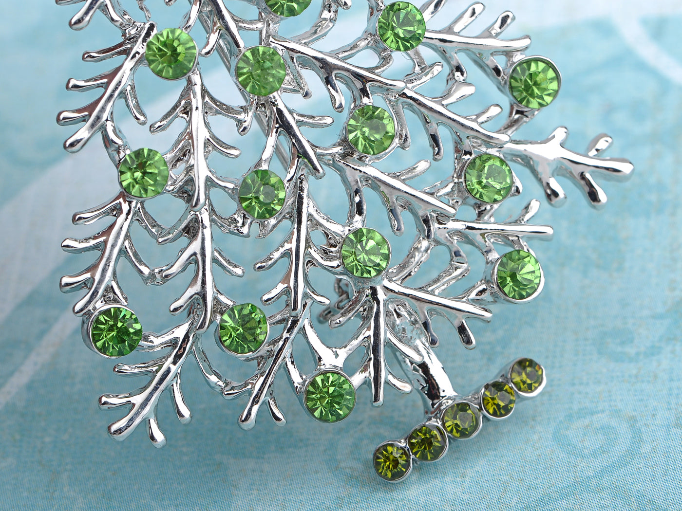 Multicolor Green Holiday Christmas Tree Star Brooch Pin