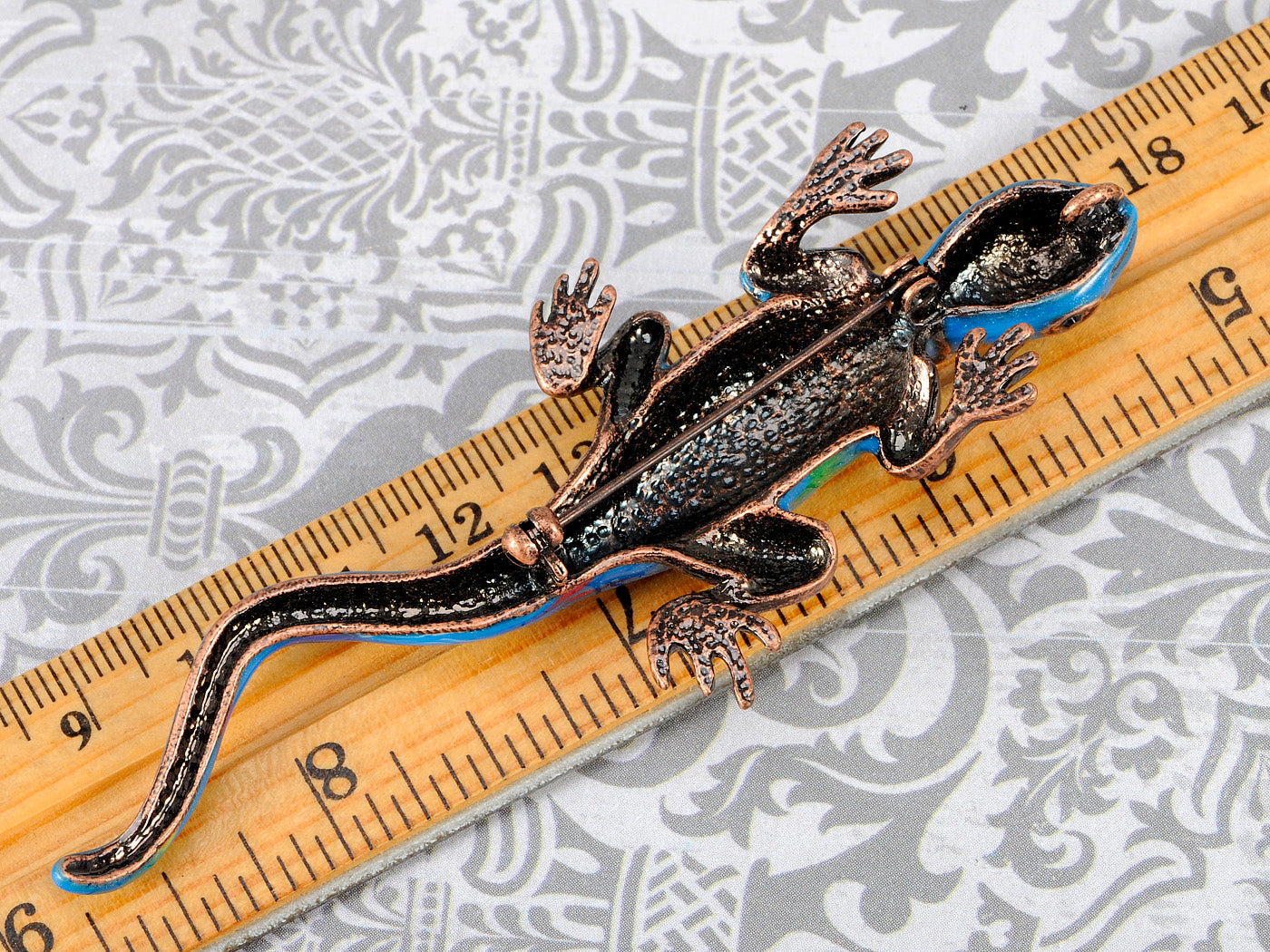 Incredible Enamel Body Sapphire Lizard Reptile Pin Able Brooch