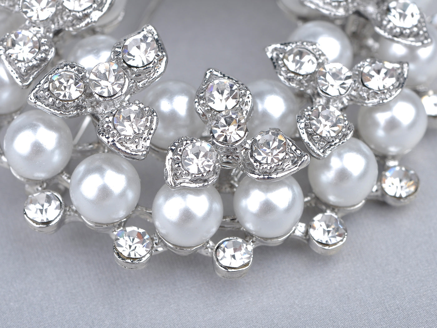 Shine Pearl Wedding Flower Wreath Lapel Brooch Pin