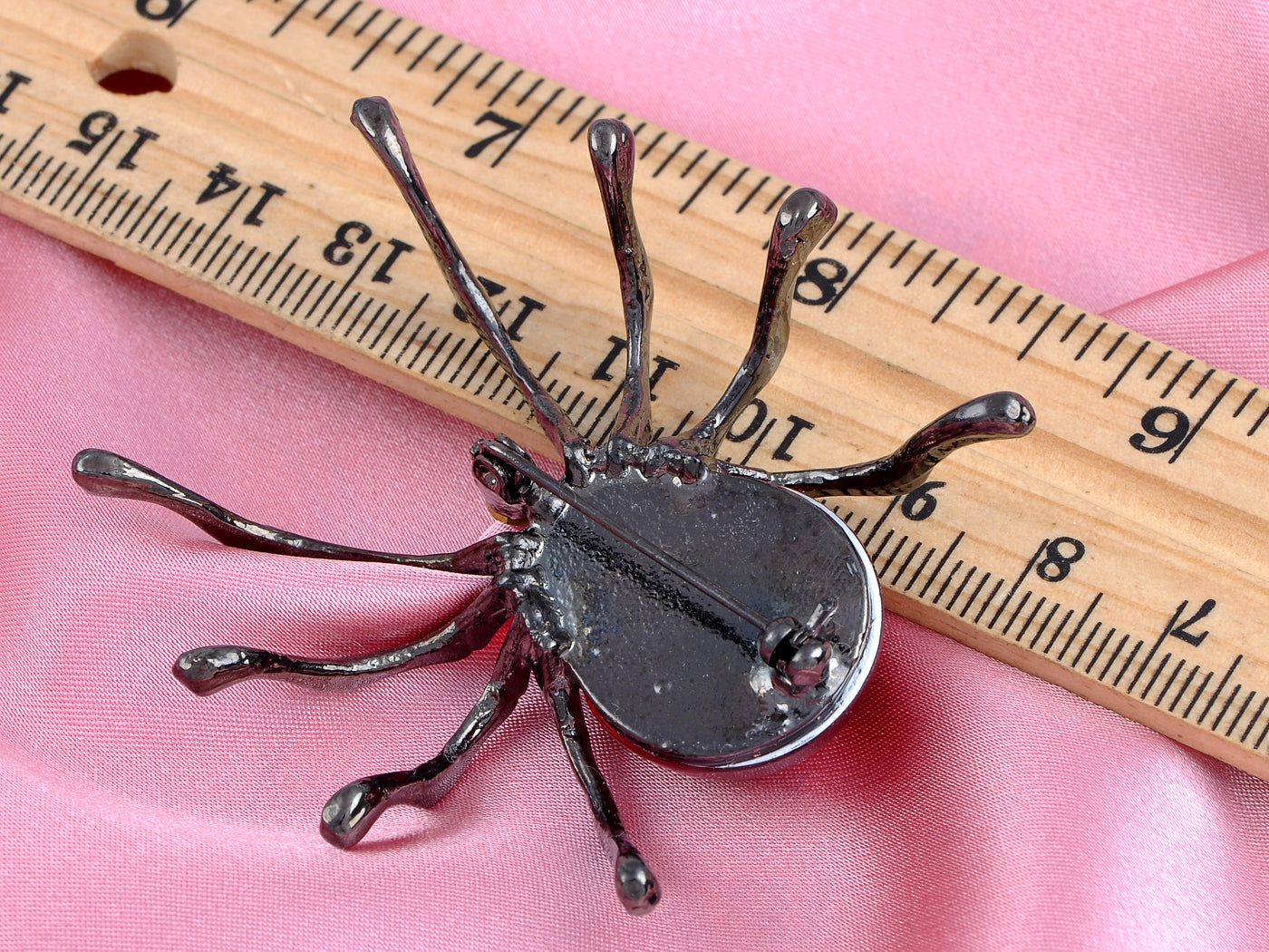 Gun Fat Beaded Body Tarantula Spider Pin Brooch