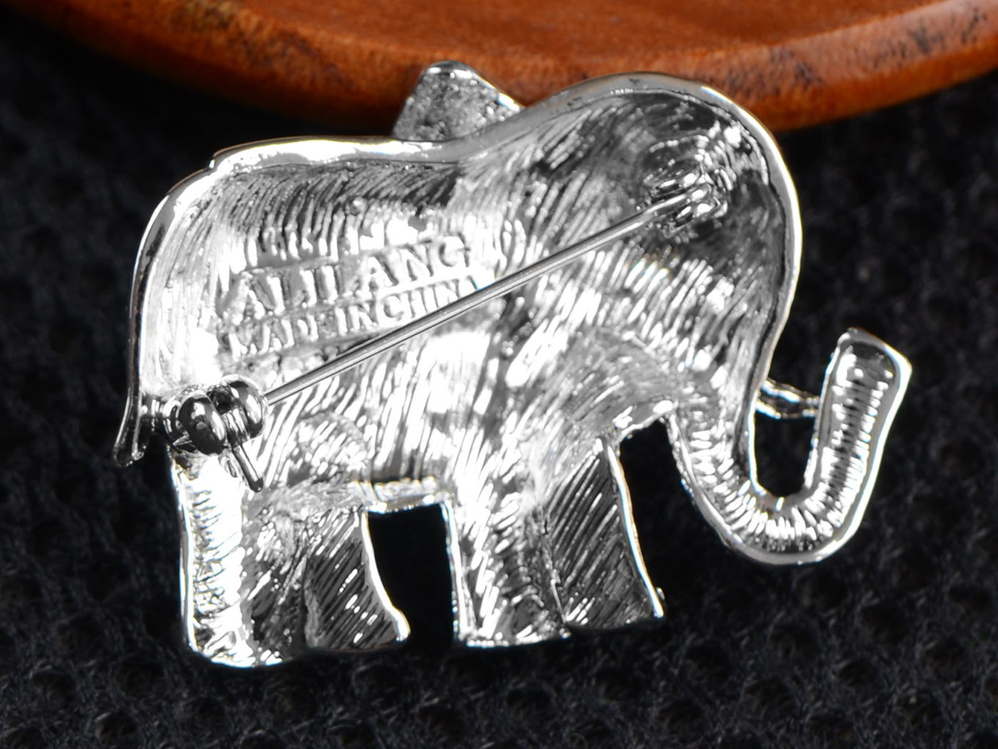 Indian African King Elephant Animal Kingdom Silver Brooch Pin