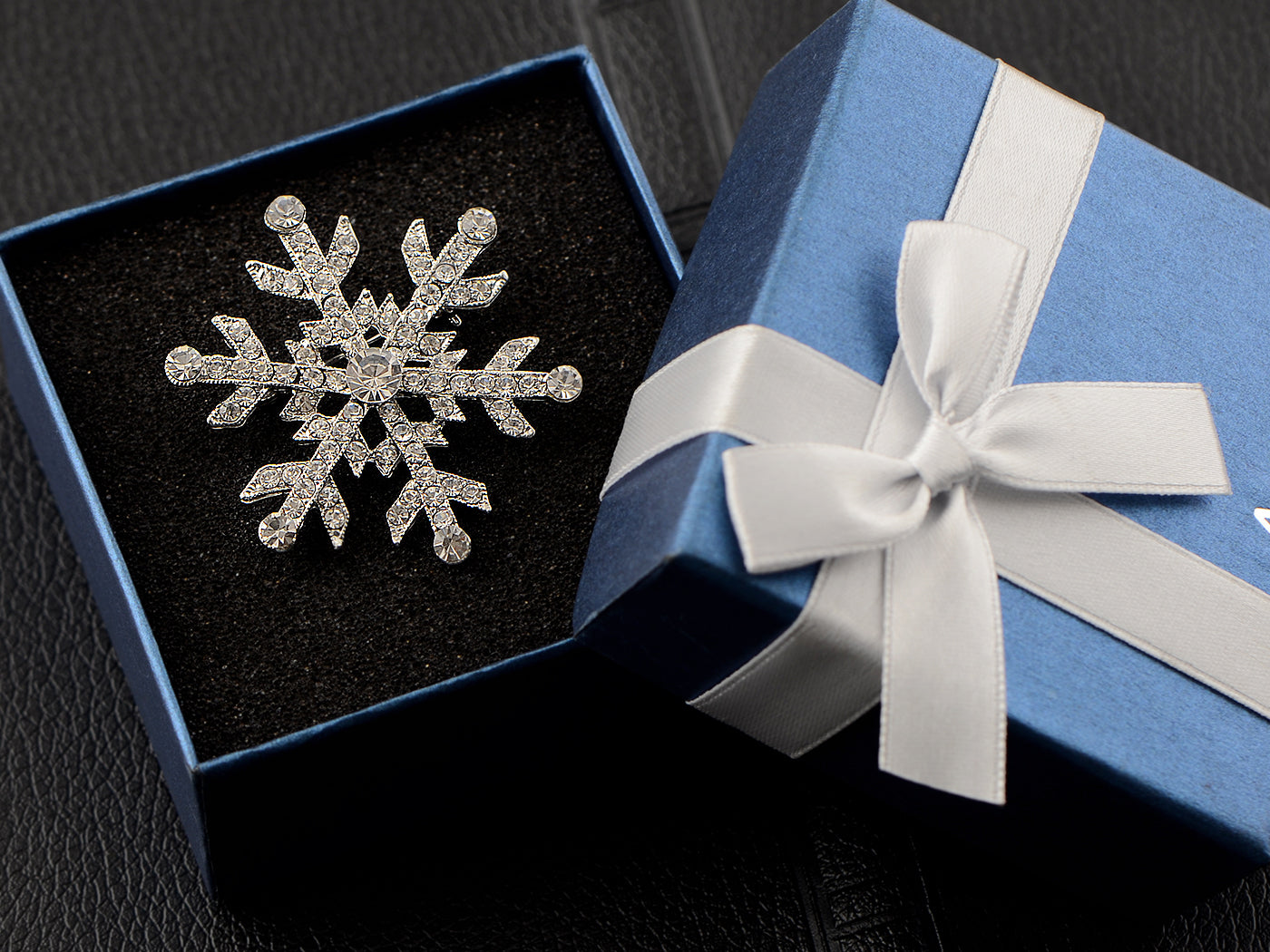 Zircon Copper Plated Winter Snowflake Brooch Shawl Bridesmaid Holiday Christmas Pin