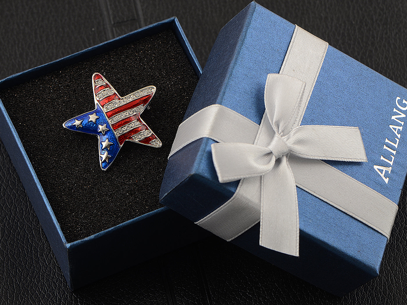 4th Of July American USA Flag Pin Brooch