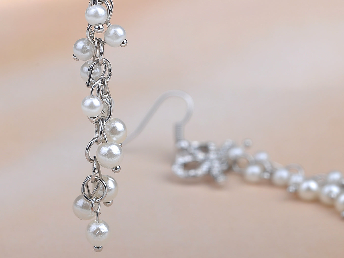 Gorgeous Pearlescent Bead Bow Dangle Fishhook Earrings