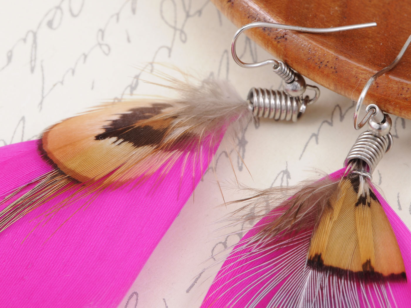 Neon Hot Pink Brown Boho Retro Feather Dangle Drop Hook Earrings