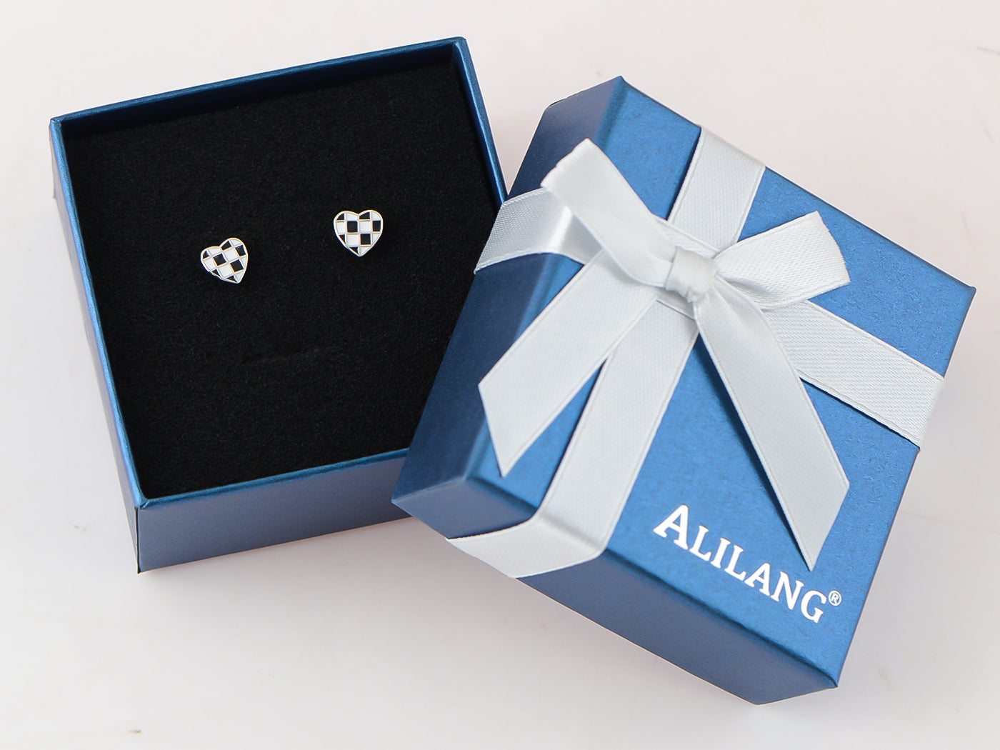 Alilang Black and White Checkerboard Stud Earrings Love Heart Earrings for Women 925 Silver Needle Geometric Peach Heart Stud Earrings Fashion Jewelry Gifts, Gold