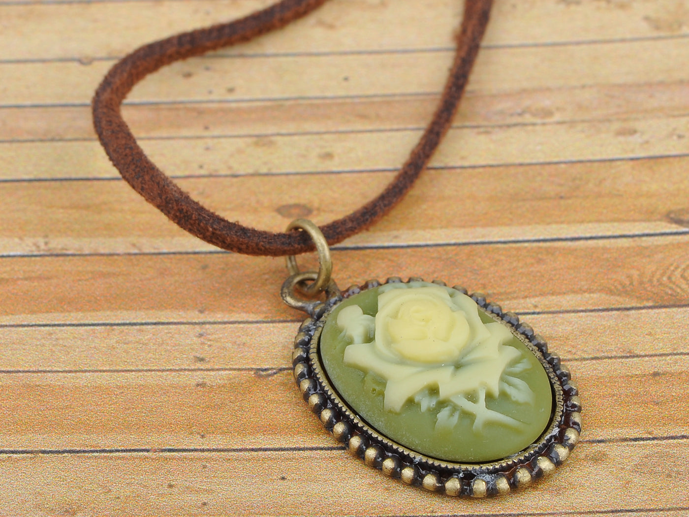 Antique Vintage Suede Green Enamel Rose Oval Pendant Necklace