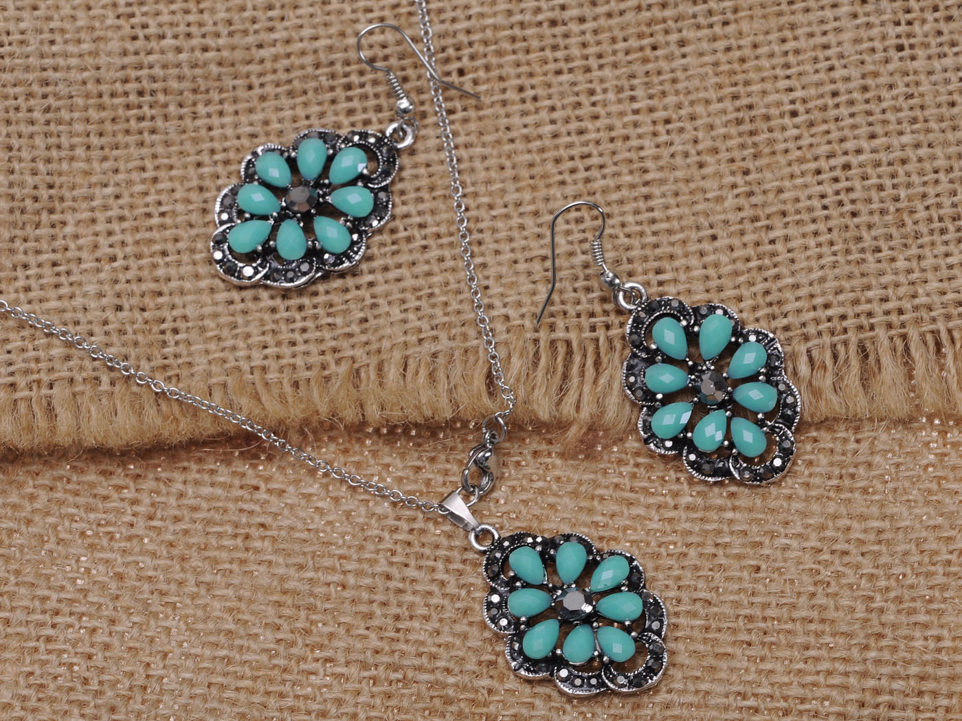 Flower Turquoise Gray Necklace Earring Set