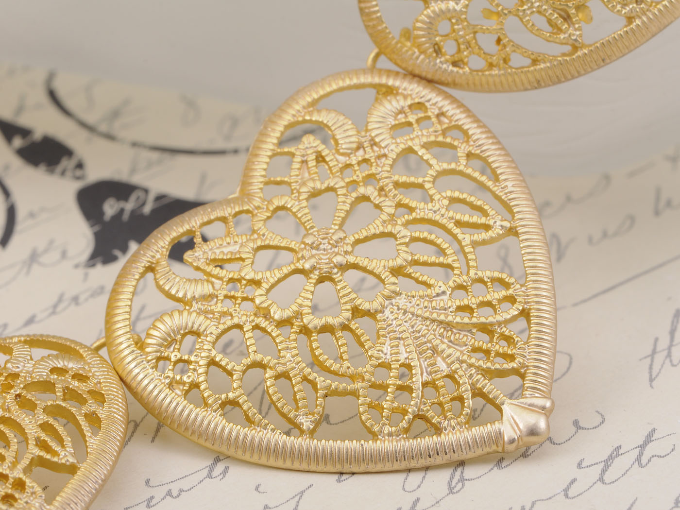 Matte Gold Contemporary Floral Heart Necklace