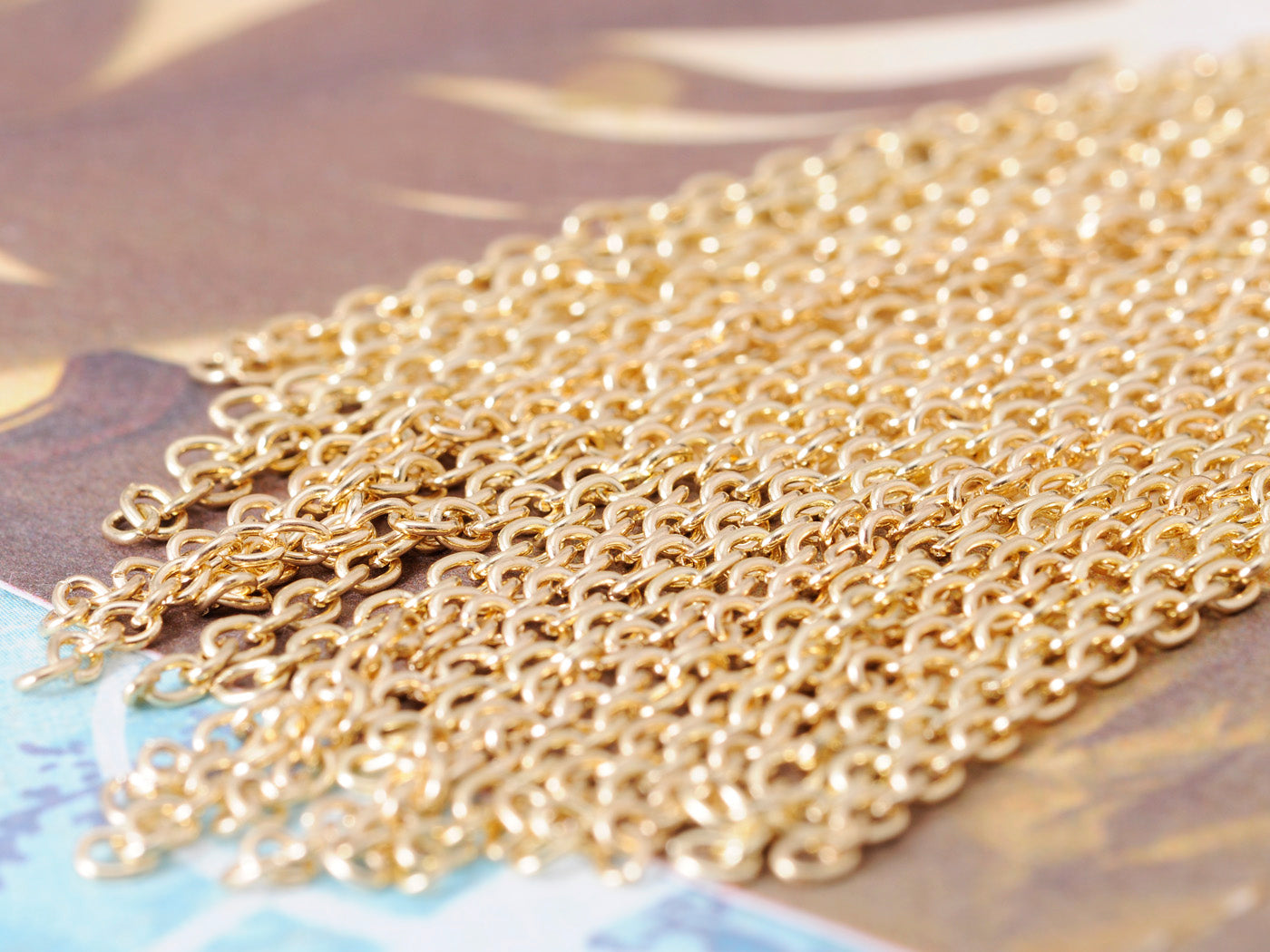 Contemporary Intricate Design Square Pendant Necklace