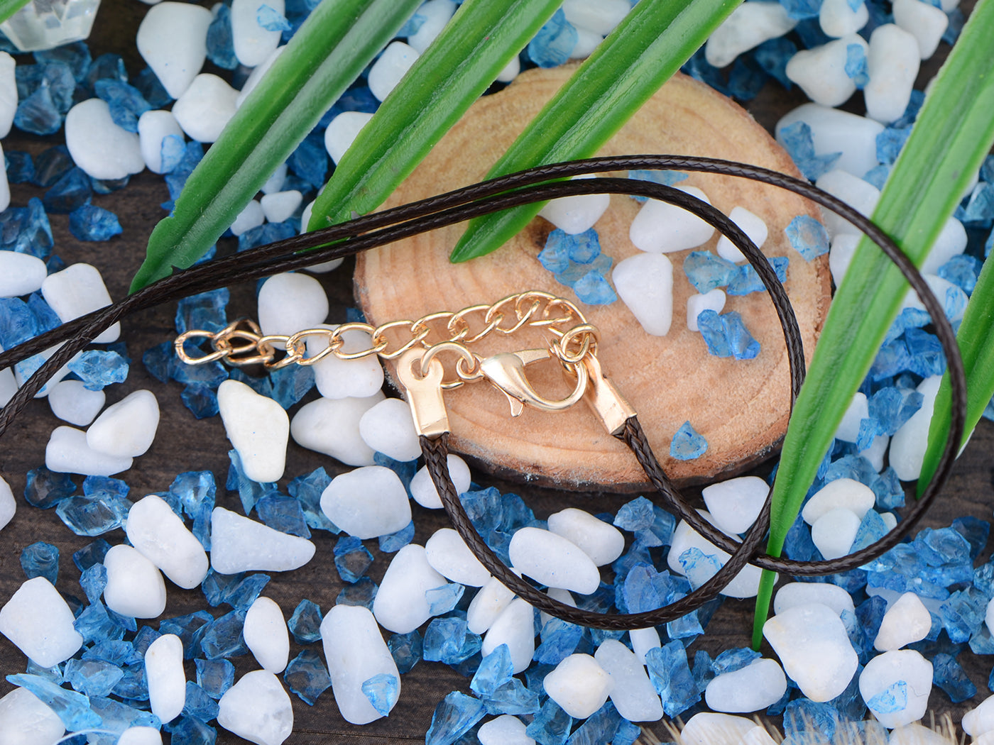 Green Multicolor Accent Ocean Seashell Couch Mermaid Sea Witch Drop Dangle Earrings