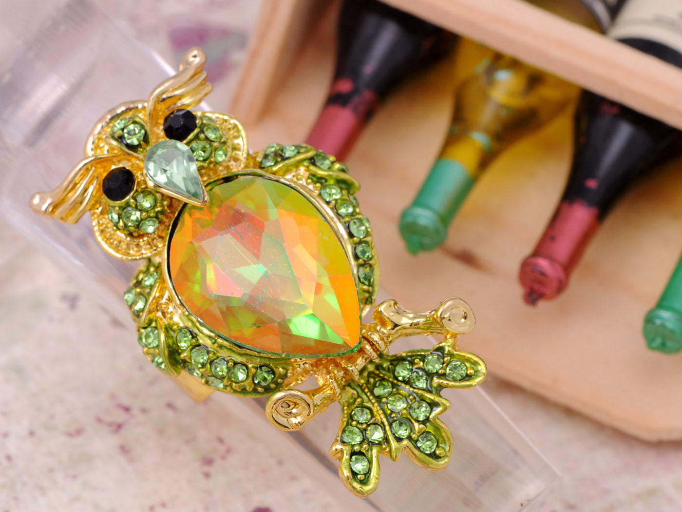 Lime Green Olivine Owl Bird Ring