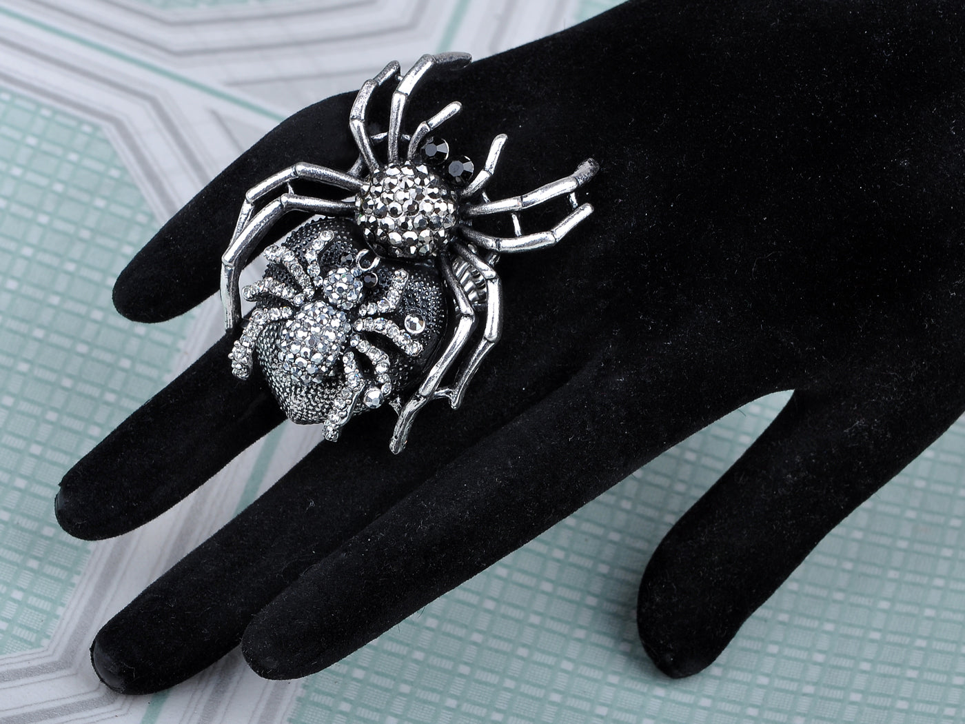 Silver Halloween Mother Spider Ring