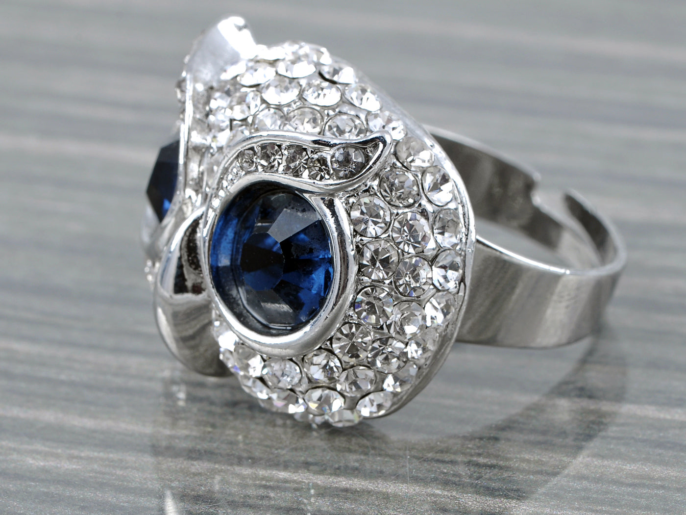 Dark Blue Gems Big Eyed Wise Owl Head Ring