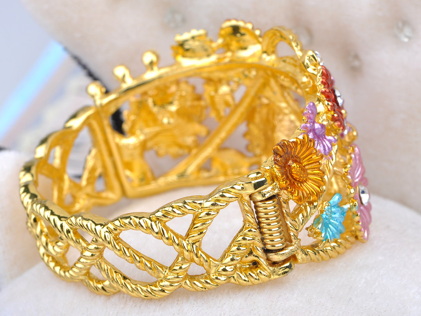 Cluster Flirty Pastel Colorful Flower Arrangement Bracelet