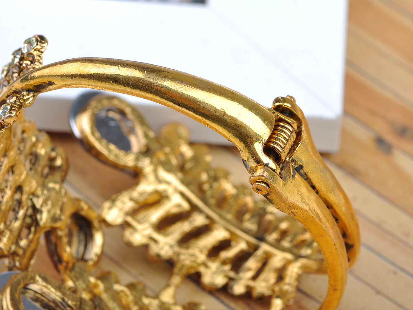 Dark Brown Topaz Gem Fossil Leaf Wrap Bracelet Cuff Bangle