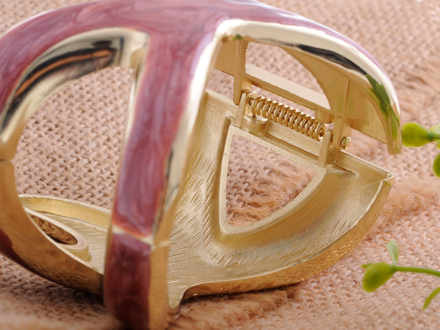 Abstract Purple Swirl Enamel Starfish Like Cutout Bracelet