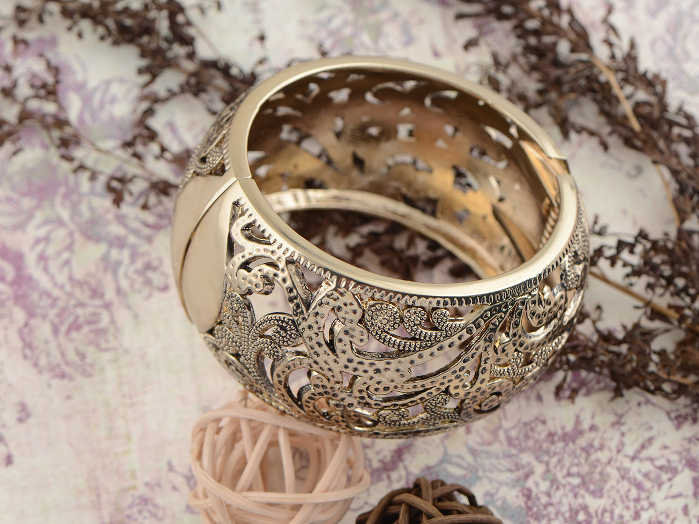 Beautiful Intricate Paisley Cutout Detail Ancient Bangle Bracelet
