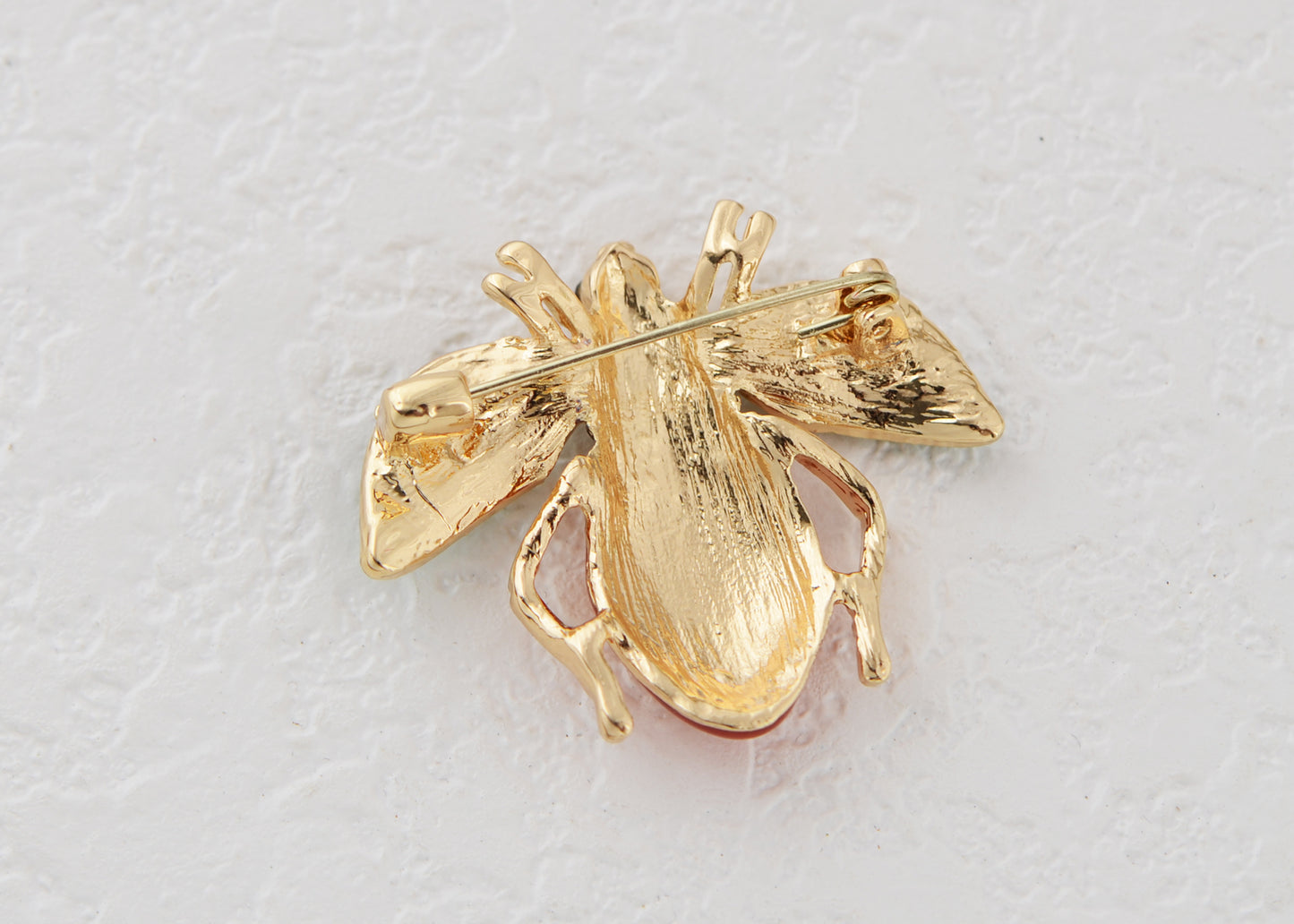 Alilang Elegant Crystal Rhinestone Fruit and Bee Brooch - Fashionable Gold Plated Fruit Insect Lapel Pins for Dresses and Accessories