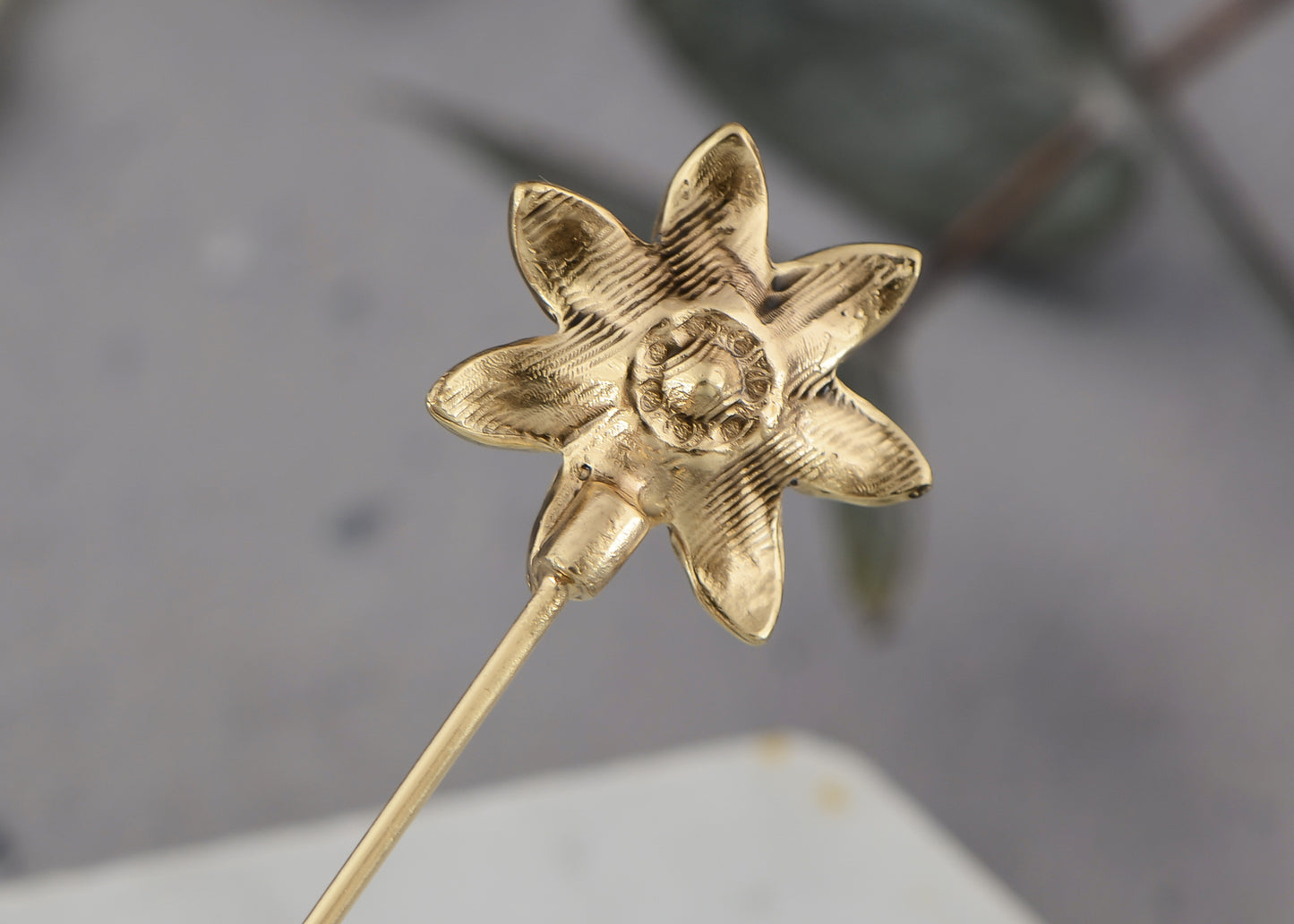 Alilang Women's Elegant Vintage Hat Pin Bendable Long Needle Lapel Pins Brooches on Hair Hat Scarf