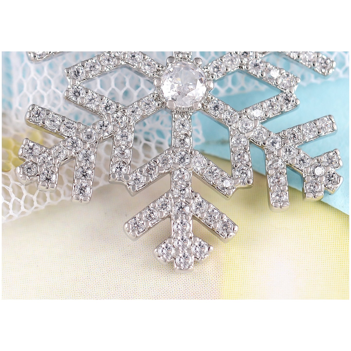 Colored Snowlake Winter Chain Necklace Pendant