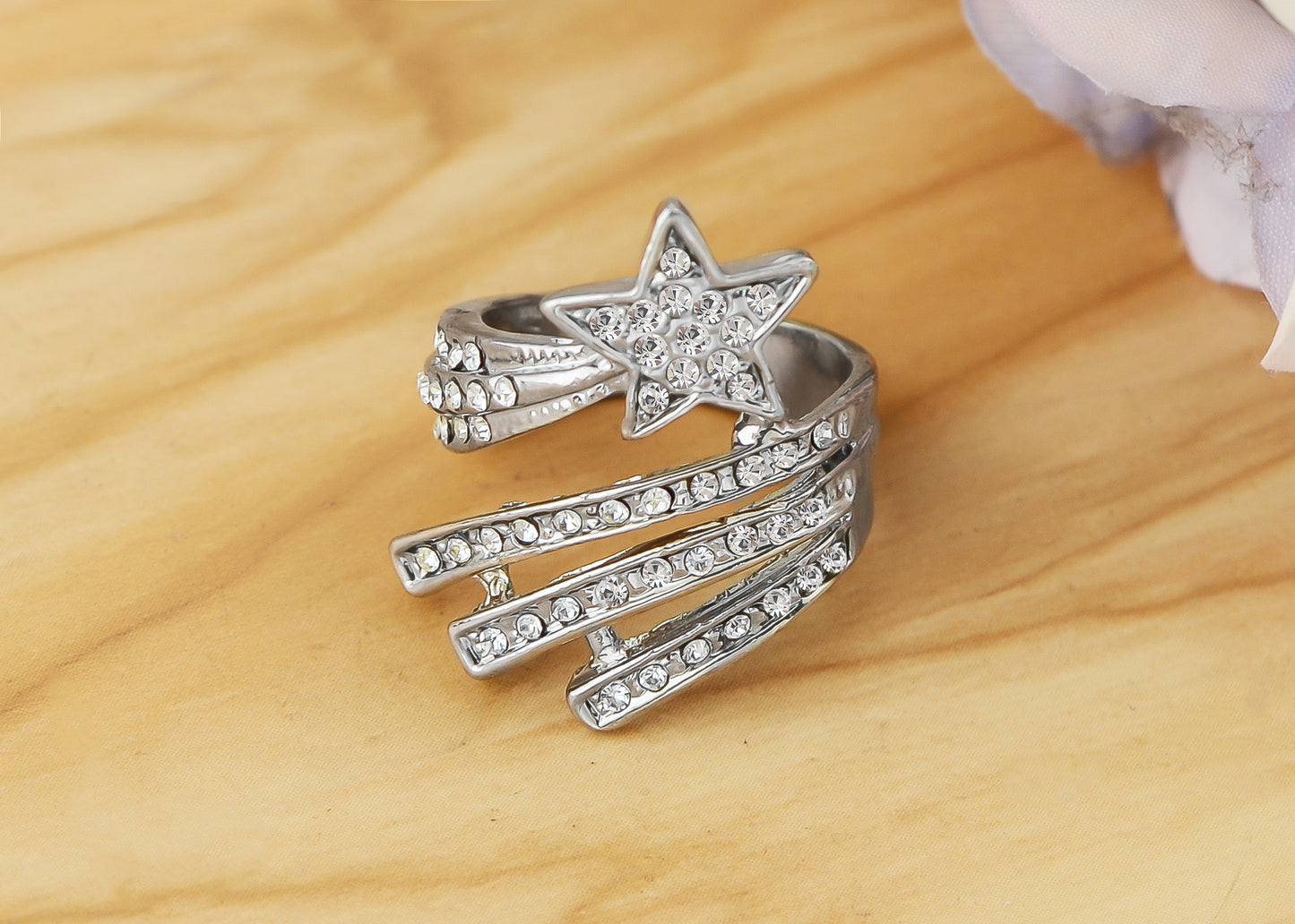 Alilang Women Silver Tone Shooting Star Ring with Clear Rhinestones and Wrap Band Design