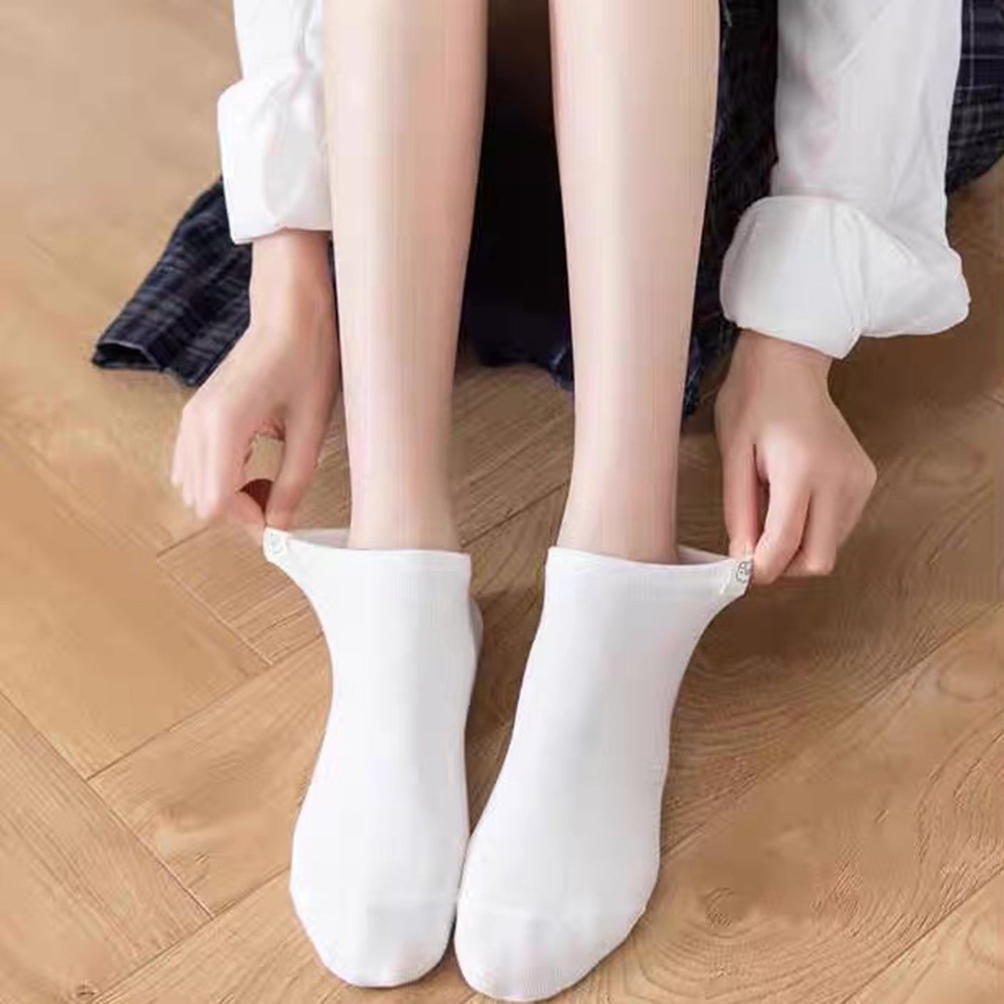 Anna-Kaci Women's 5 Pairs Women's Ankle Socks Soft Cotton Stretch Fabric with Cute Cartoon Animal Tags Comfortable Everyday Low-Cut Design