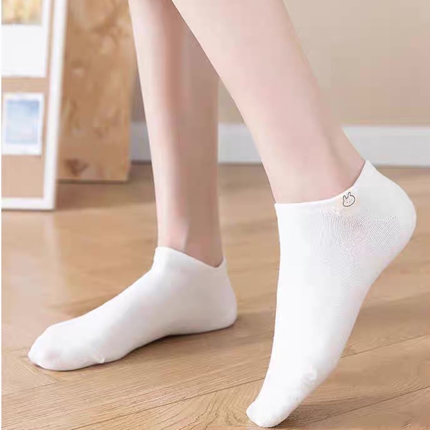 Anna-Kaci Women's 5 Pairs Women's Ankle Socks Soft Cotton Stretch Fabric with Cute Cartoon Animal Tags Comfortable Everyday Low-Cut Design