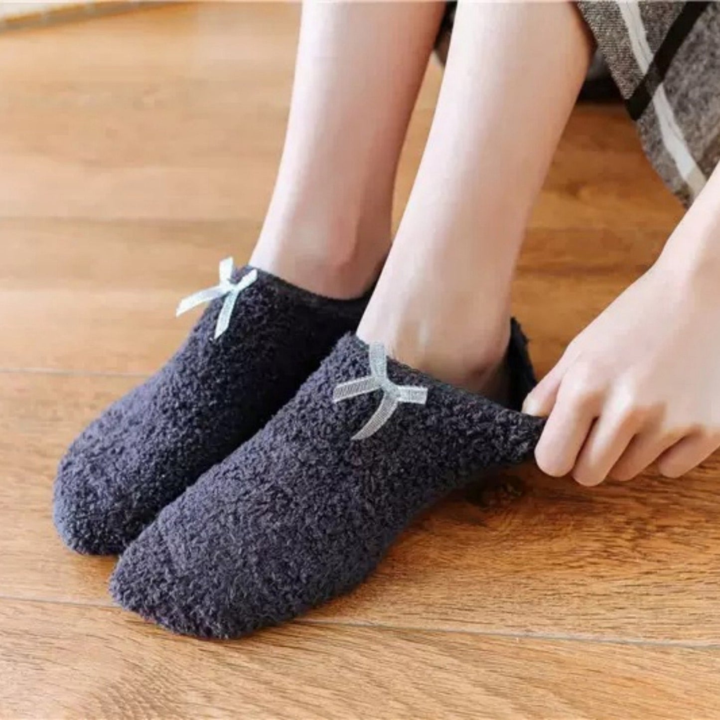 Anna-Kaci Women's 3-Pack Non-Slip Plush Fuzzy Slipper Socks with Fabric Bow and Grip Bottoms