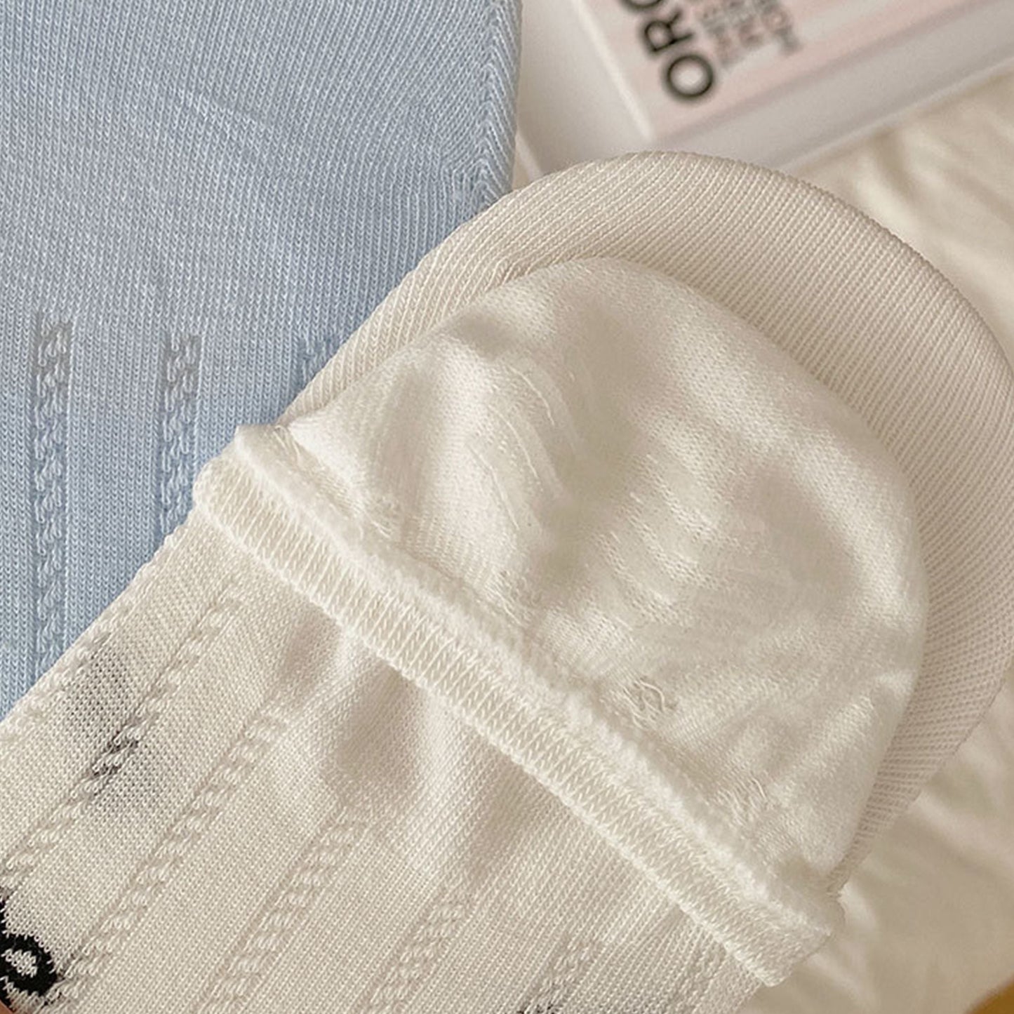 Anna-Kaci 5 Pairs Women's Bow Pattern Low Cut No Show Socks Breathable Mesh Knit Anti-Slip Design Multiple Color Options