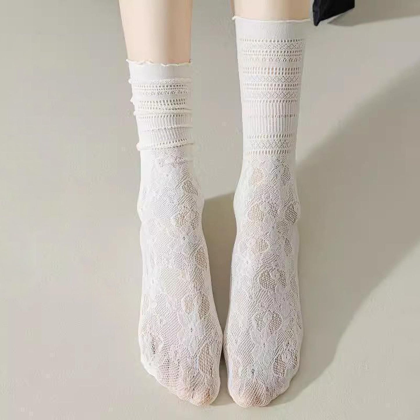 Anna-Kaci Lace Ankle Socks with Ruffle Cuff 6pk