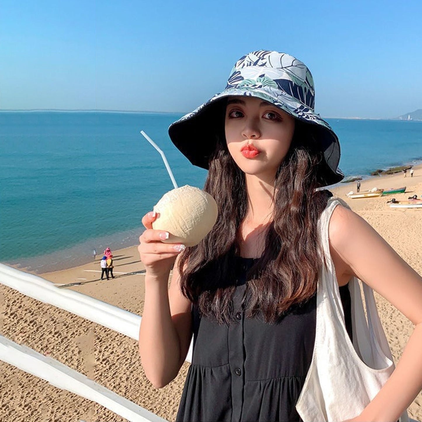 Anna-Kaci Women's 2-in-1 Double-Sided Bucket Hat with Floral & Solid Design