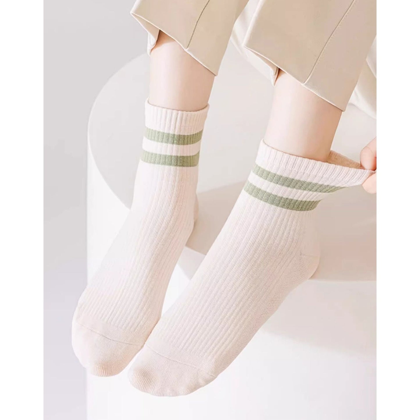 Anna-Kaci Womens Athletic Crew Socks 4-Pack Ribbed Knit Design Contrast Double Stripe Stretch Comfort Everyday Fit