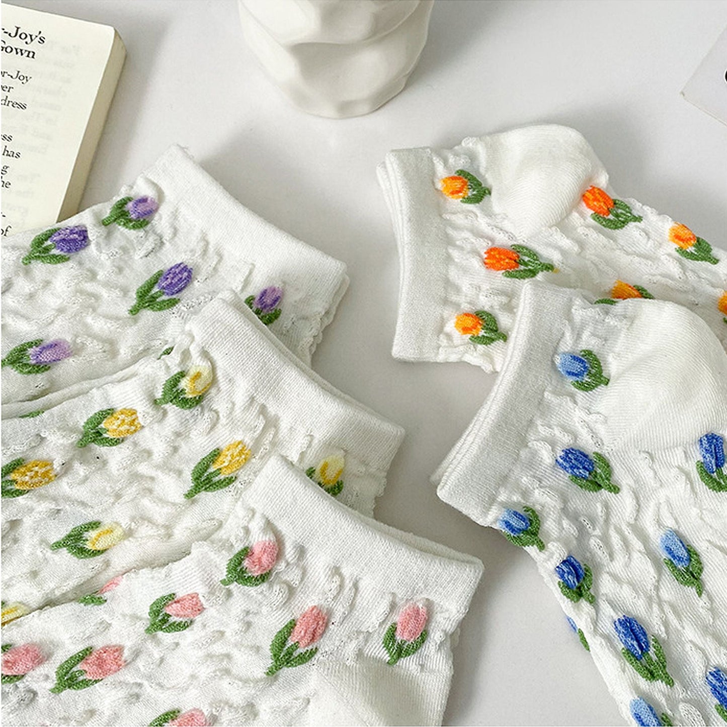 Anna-Kaci Adorable Summer Floral Embroidered Ankle Socks 4Pk