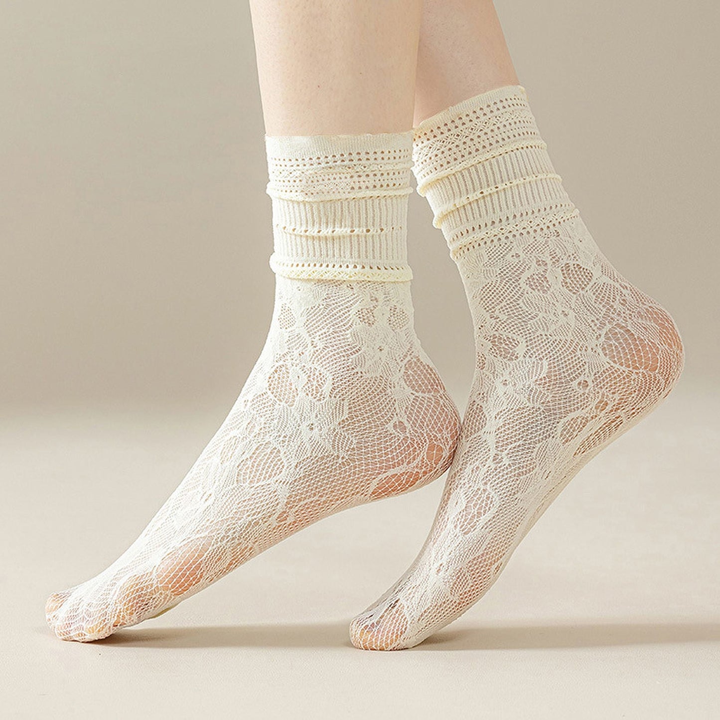 Anna-Kaci Lace Ankle Socks with Ruffle Cuff 6pk