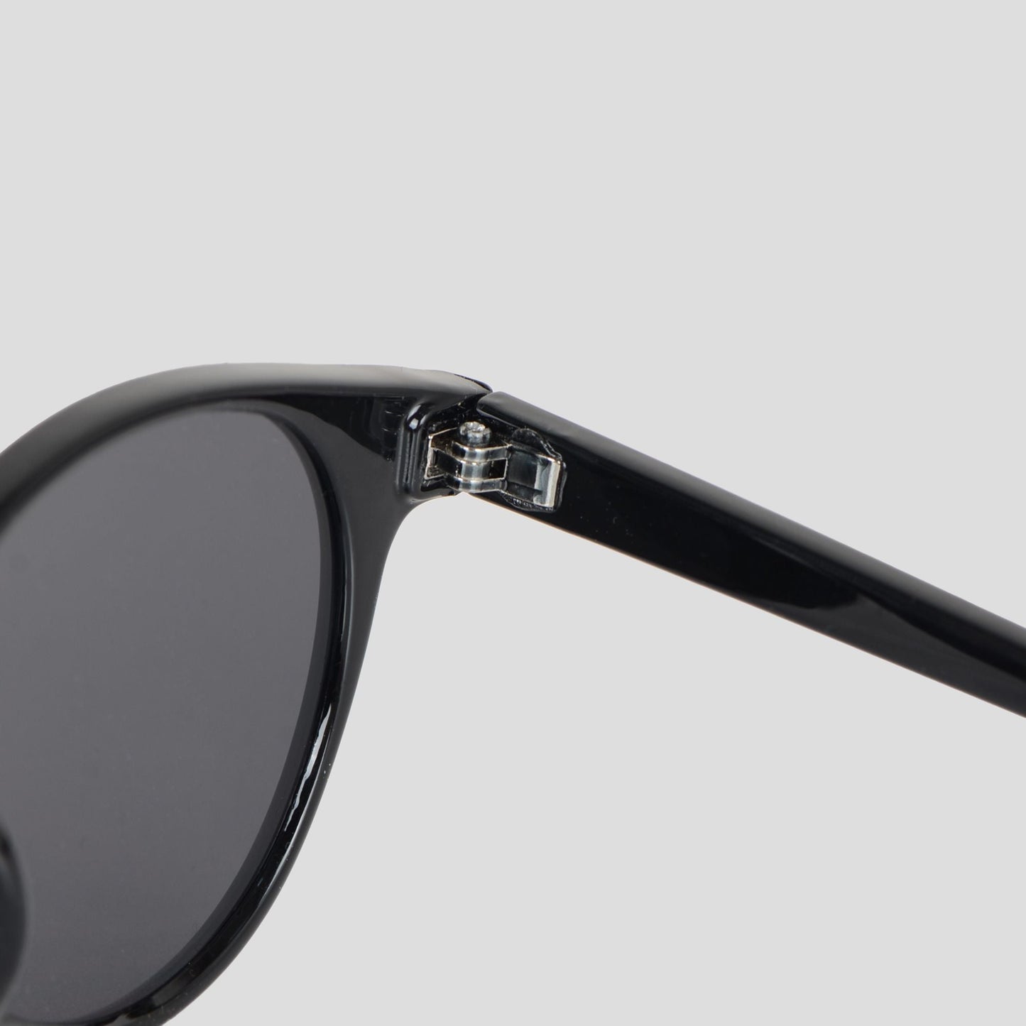 Anna-Kaci Women's Classic Round - Frame Polarized Sunglasses UV400 Protection