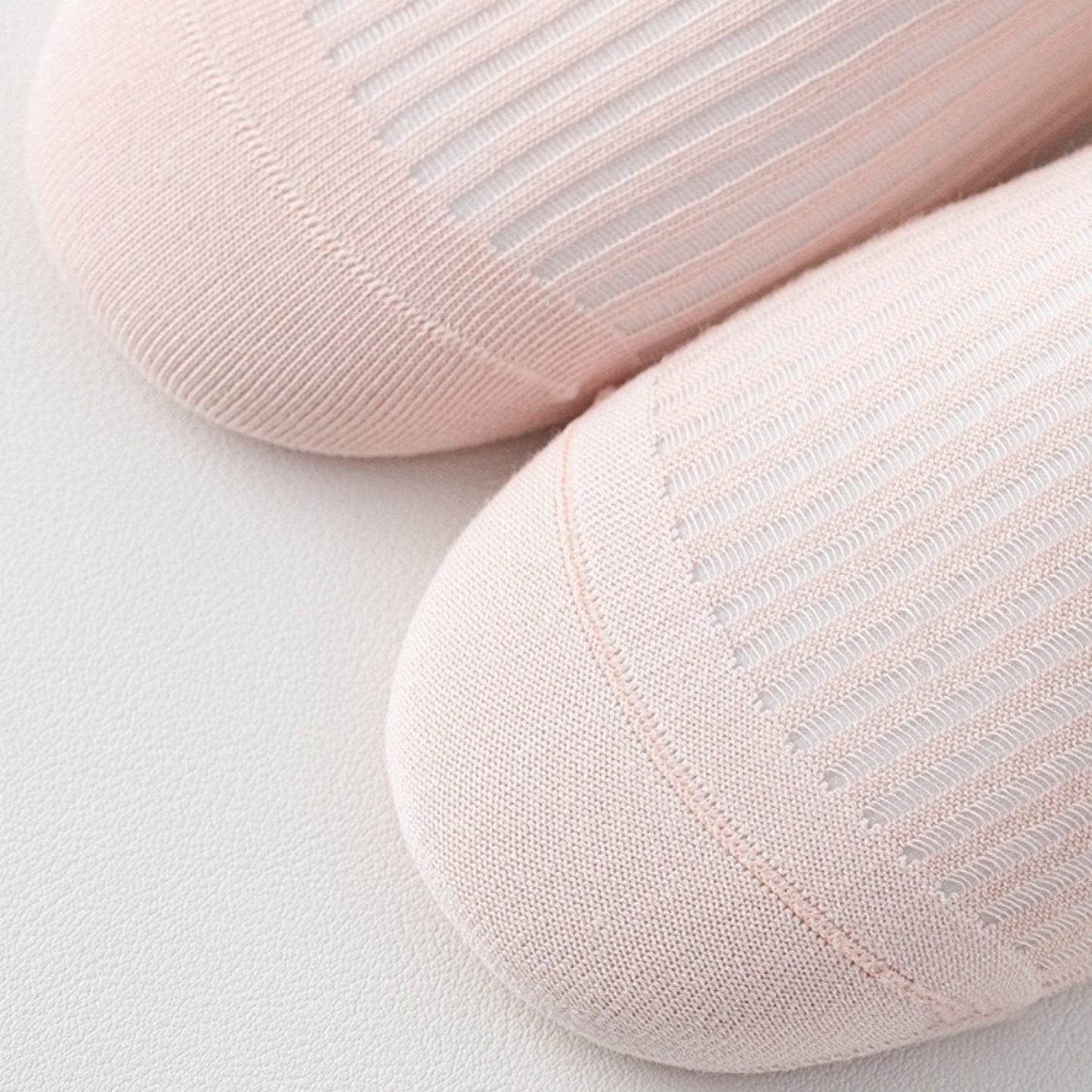 Anna-Kaci Women's Ribbed Ankle Socks with Ruffle Lettuce Trim Cuff Soft Breathable Knit 3-Pack