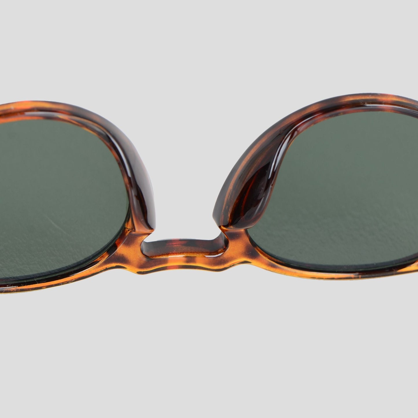 Anna-Kaci Women's Classic Round - Frame Polarized Sunglasses UV400 Protection