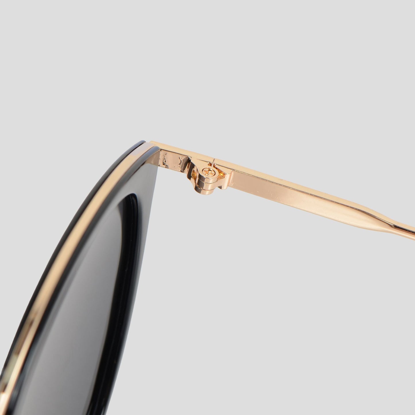 Anna-Kaci Elegant Round Women's Polarized Sunglasses UV400 Protection