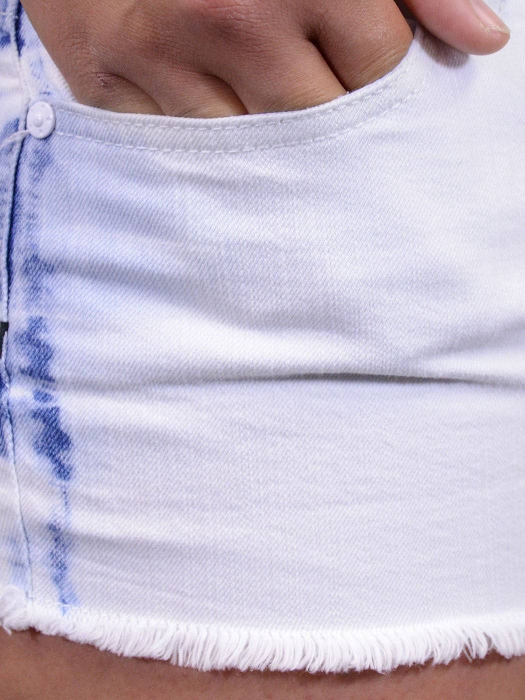 YMI Jeans White Denim Distressed Cutoff Summer Shorts With Frayed Hem